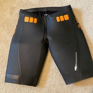 Blue seventy core lift shorts.
